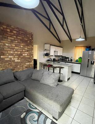 Townhouse For Sale in Thabazimbi, Thabazimbi